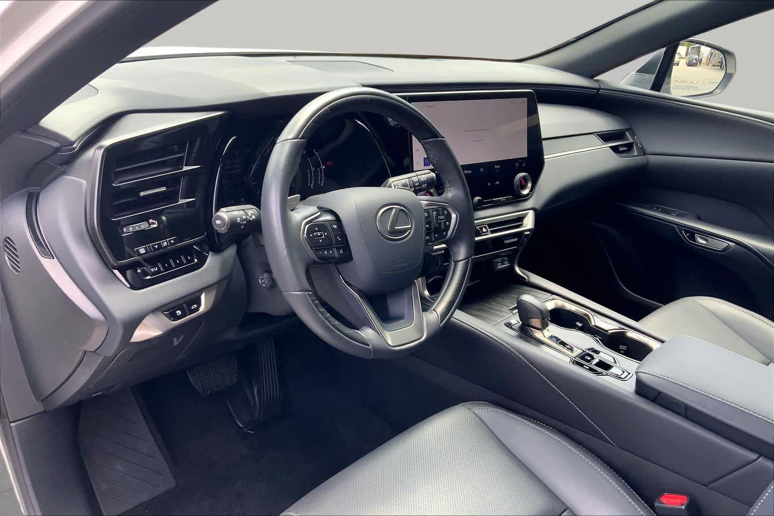 Certified 2024 Lexus RX 350 Premium w/ Accessory Package (Z1) FWD image 17