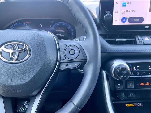 Certified 2025 Toyota RAV4 XSE w/ Advanced Technology Package AWD/4WD image 25