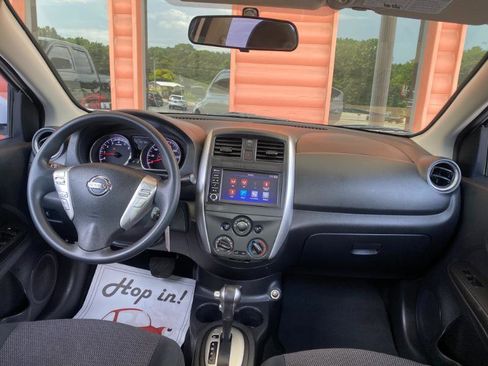 Used 2019 Nissan Versa SV FWD image 19