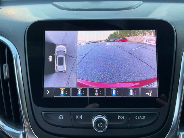 Used 2021 Chevrolet Equinox Premier AWD/4WD image 14