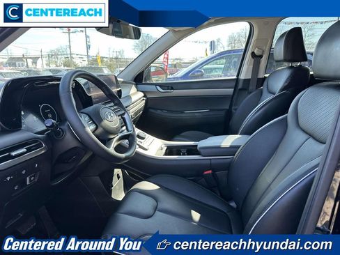 Used 2023 Hyundai Palisade SEL w/ Premium Package image 13