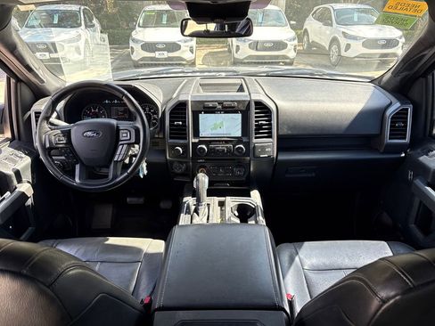 Used 2017 Ford F150 XLT w/ Equipment Group 302A Luxury image 8