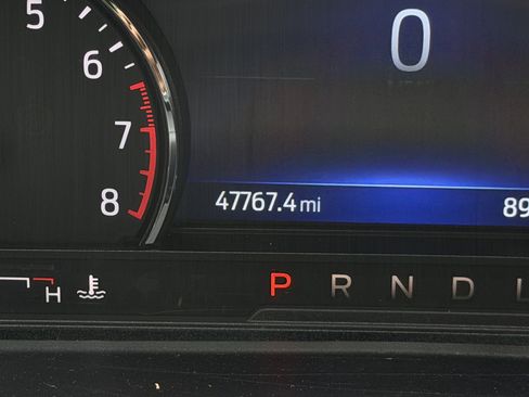 Used 2023 Ford Explorer XLT w/ Equipment Group 202A RWD image 21