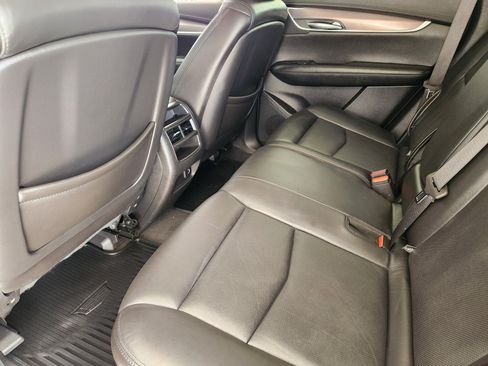 Used 2019 Cadillac XT5 Luxury FWD image 32
