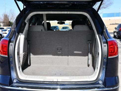 Used 2017 Buick Enclave Convenience image 24