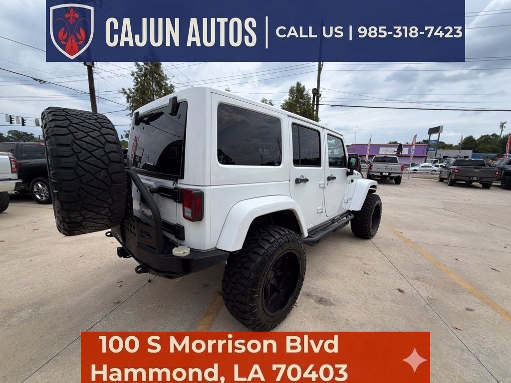 Used 2017 Jeep Wrangler Unlimited Rubicon AWD/4WD image 14