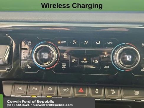 Used 2022 GMC Sierra 1500 AT4 w/ AT4 Premium Package image 22