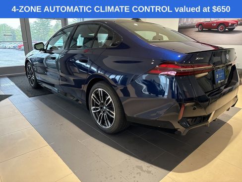Used 2026 BMW 550e xDrive w/ Premium Package AWD/4WD image 6
