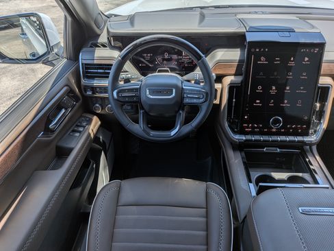 New 2026 GMC Yukon Denali Ultimate AWD/4WD image 15