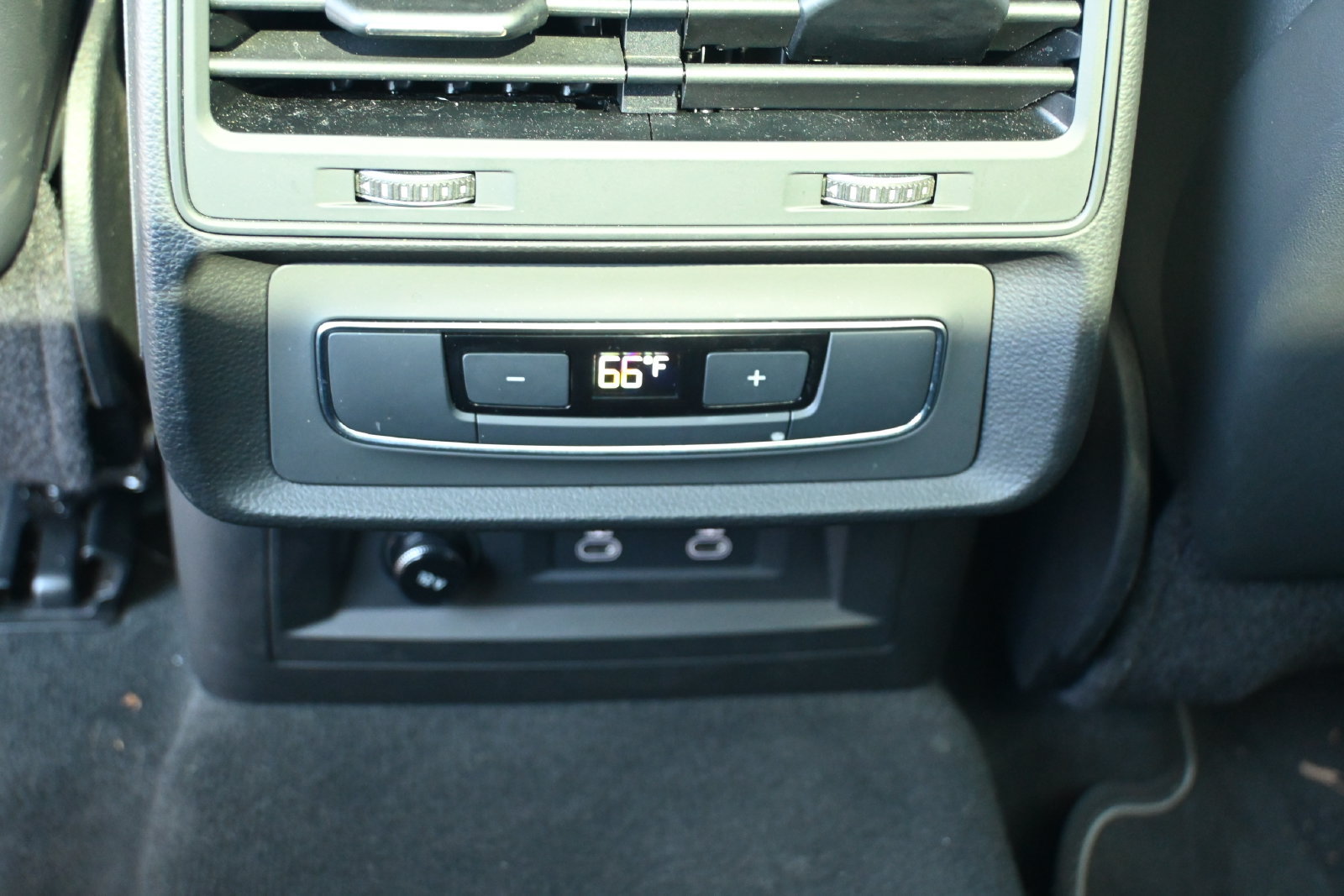 Used 2025 Audi Q7 3.0T Premium Plus AWD/4WD image 24