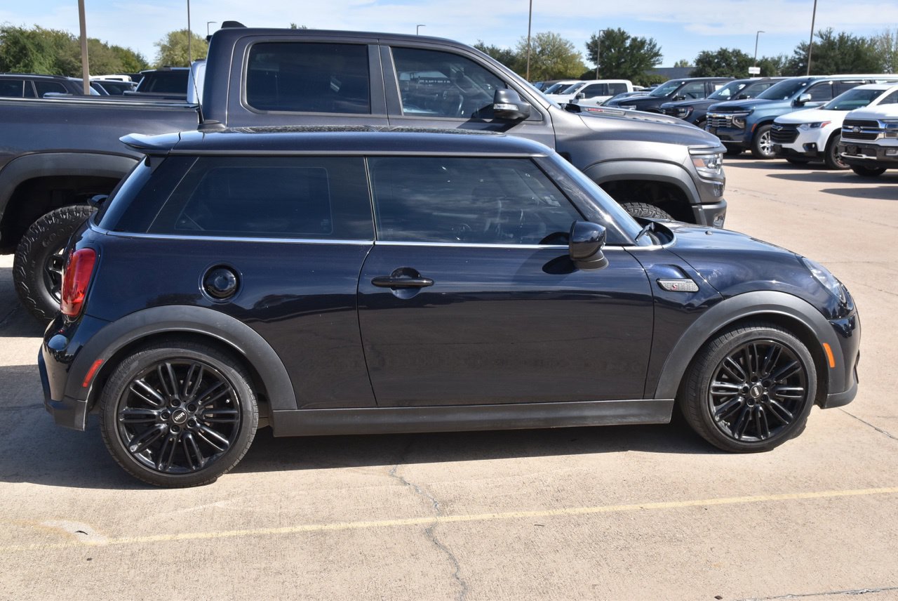 Used 2023 MINI Cooper S FWD image 6