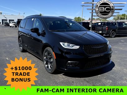 New 2026 Chrysler Pacifica Limited