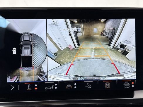 New 2025 GMC Sierra 1500 Elevation w/ Elevation Premium Package image 29