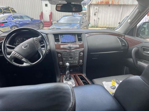 Used 2020 Nissan Armada SL w/ Interior Lighting Package RWD image 9