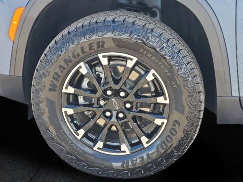 Used 2026 Chevrolet Traverse Z71 w/ LPO, Floor Liner Package image 20