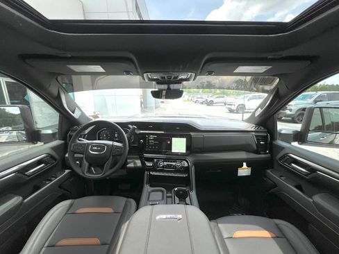 New 2026 GMC Sierra 2500 AT4 w/ AT4 Premium Plus Package AWD/4WD image 14