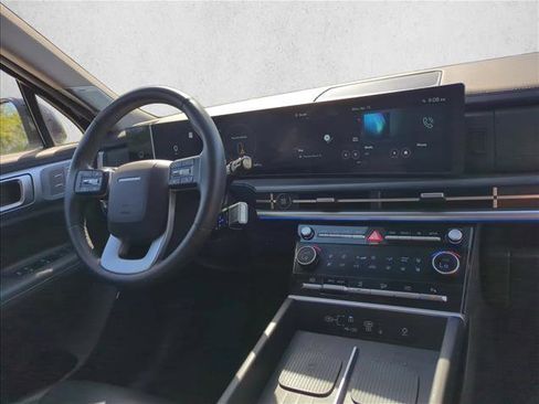 Used 2024 Hyundai Santa Fe Limited image 28