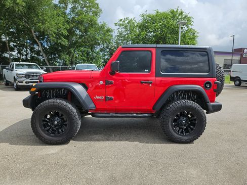 Used 2020 Jeep Wrangler Sport AWD/4WD image 6