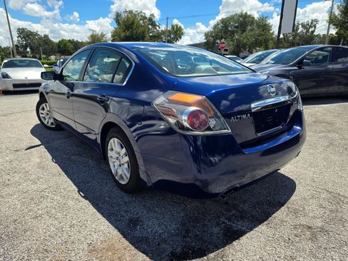 Used 2010 Nissan Altima 2.5 S FWD image 5