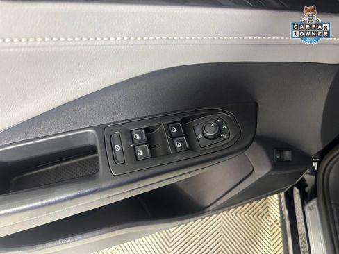 Used 2023 Volkswagen Taos SEL AWD/4WD image 14