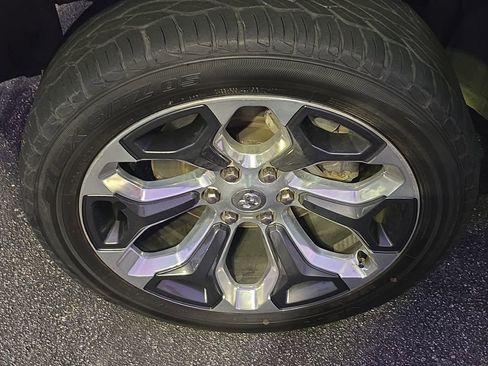 Used 2019 RAM 1500 Limited image 9