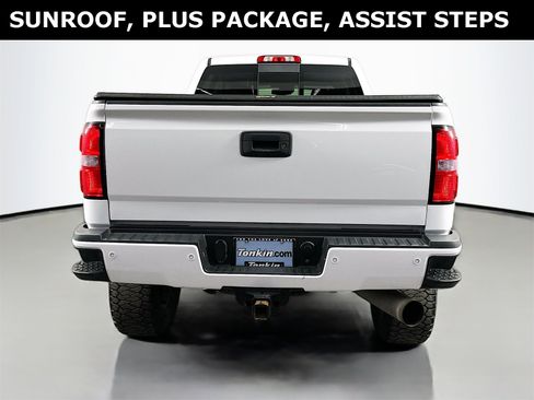 Used 2017 GMC Sierra 2500 Denali w/ Duramax Plus Package image 7