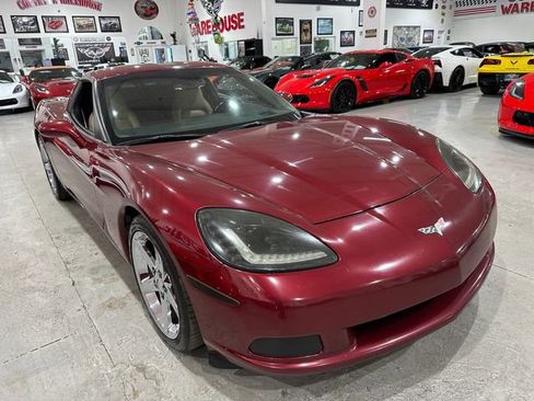 Used 2007 Chevrolet Corvette Coupe w/ Preferred Equipment Group image 4