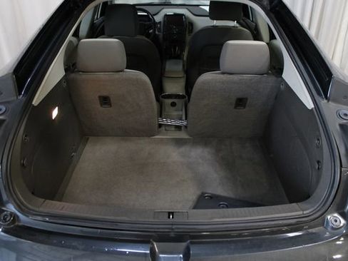 Used 2015 Chevrolet Volt FWD image 29