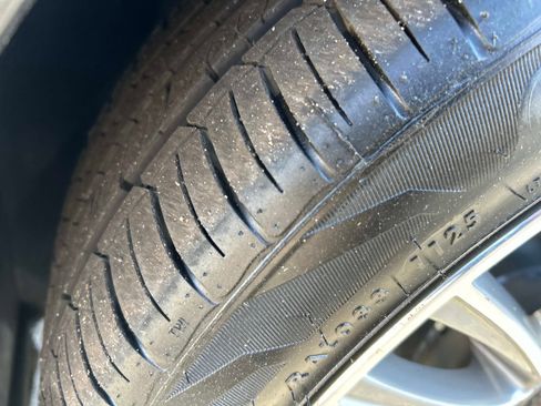 Used 2017 Alfa Romeo Giulia Ti w/ TI Performance Package image 10