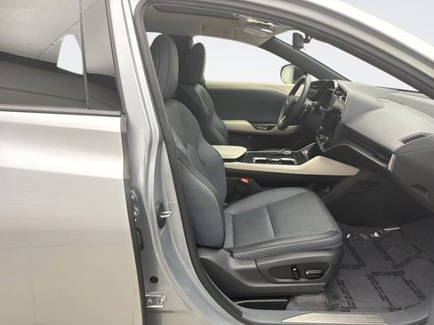 Used 2023 Lexus RZ 450e Premium w/ Technology Package AWD/4WD image 18