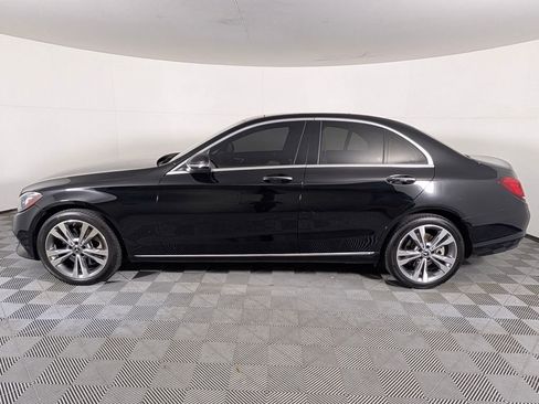 Used 2021 Mercedes-Benz C 300 4MATIC Sedan image 2