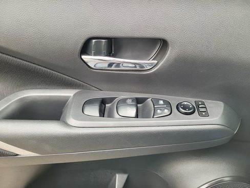 Used 2021 Nissan Kicks SV image 20