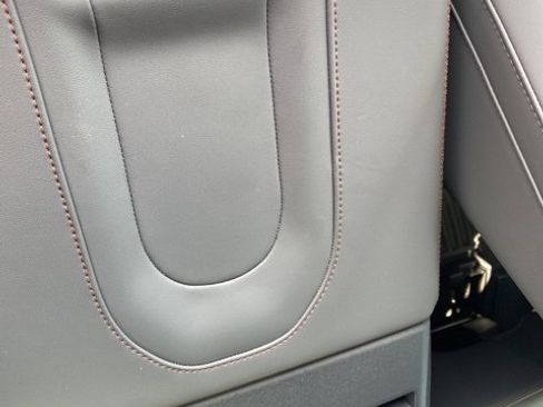 New 2025 Ford Expedition Active image 36