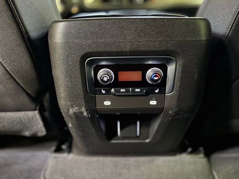 Used 2023 Chevrolet Tahoe LT w/ Luxury Package image 14