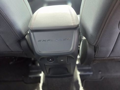 New 2027 Ford Explorer Active RWD image 12