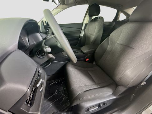 Used 2025 Honda Accord SE image 22