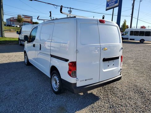 Used 2017 Chevrolet City Express LS image 3