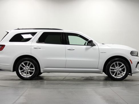 Used 2025 Dodge Durango R/T image 3