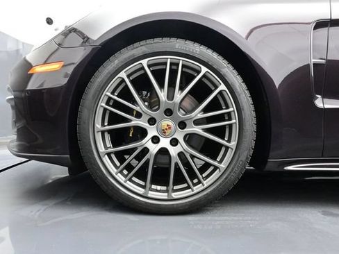 Certified 2023 Porsche Panamera 4 Platinum Edition AWD/4WD image 6