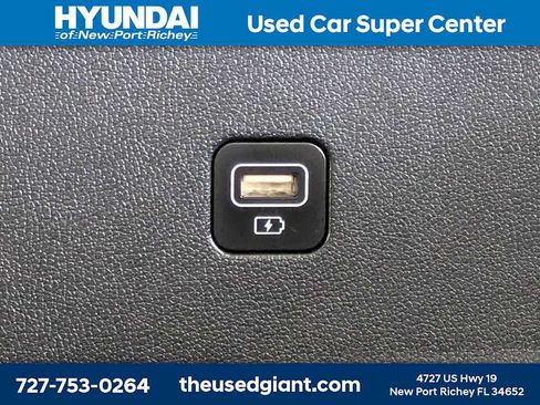 Used 2023 Kia Sorento SX FWD image 17