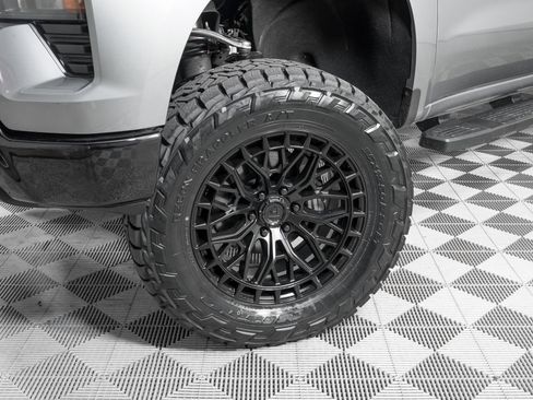 Used 2025 Chevrolet Silverado 1500 Custom Trail Boss image 27