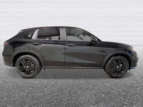 New 2027 Honda HR-V Sport image 9