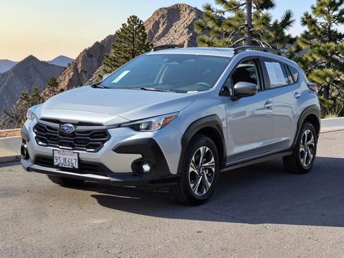 Used 2025 Subaru Crosstrek 2.0i Premium image 4