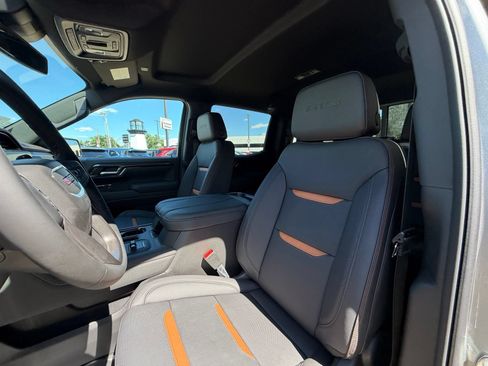 New 2026 GMC Sierra 1500 AT4 w/ AT4 Preferred Package AWD/4WD image 11