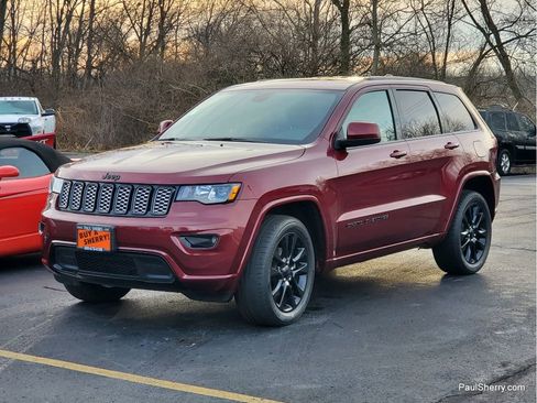 Used 2019 Jeep Grand Cherokee Altitude image 6