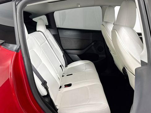 Used 2023 Tesla Model Y Long Range image 41