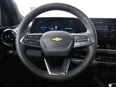 Used 2026 Chevrolet Equinox LT w/ Convenience Package II AWD/4WD image 33
