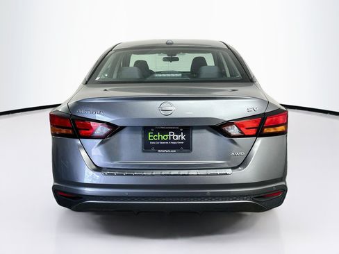 Used 2023 Nissan Altima 2.5 SV AWD/4WD image 7