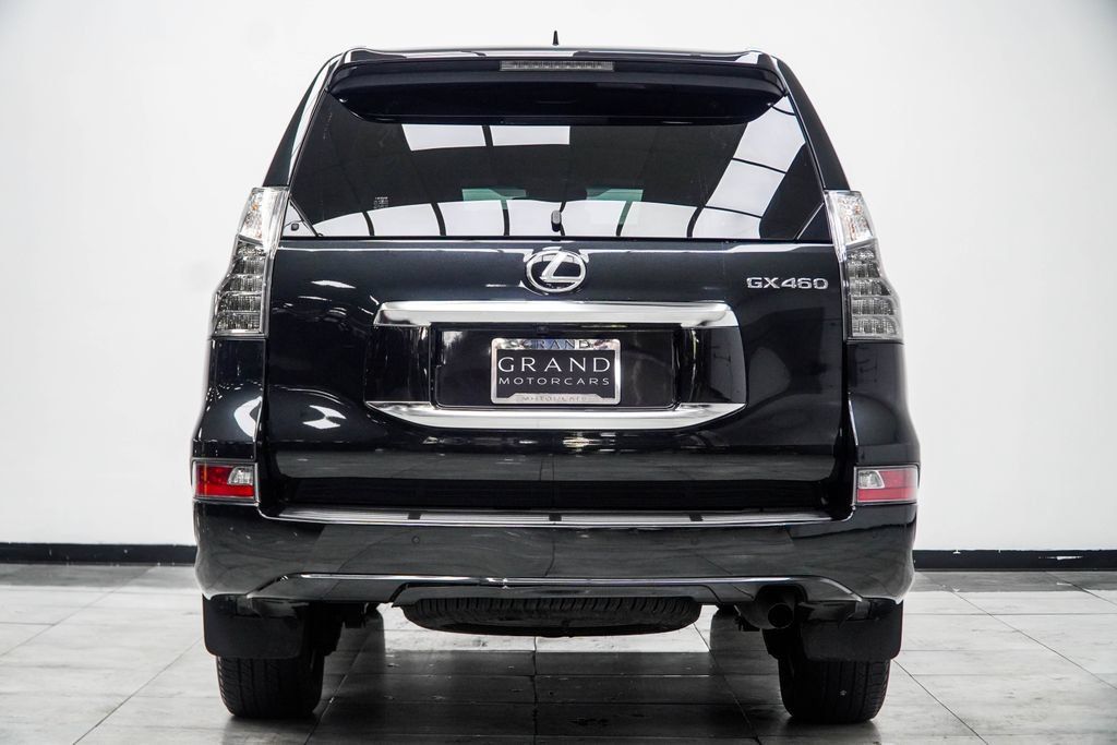 Used 2023 Lexus GX 460 Premium w/ Premium Package AWD/4WD image 15