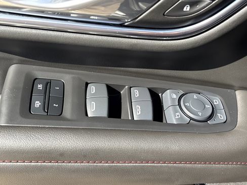 Used 2024 Chevrolet Tahoe RST w/ RST Performance Edition image 23